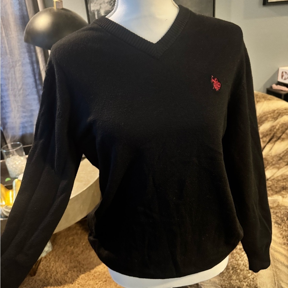 U.S. Polo Assn Black V Neck Sweater Small Preppy Classic Minimalist - Picture 2 of 4